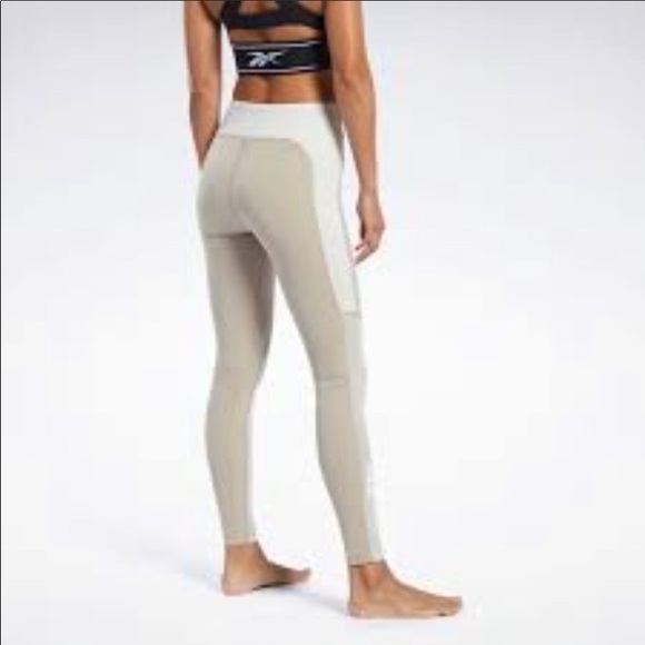 NEW REEBOK Training Leggings - Picture 3 of 6